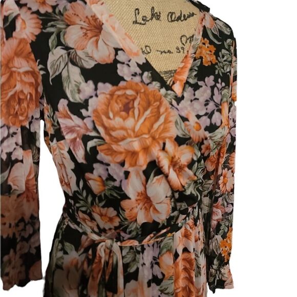 STELLA & JULIE Floral V Neck Dress Size 12 NWOT - Picture 6 of 10